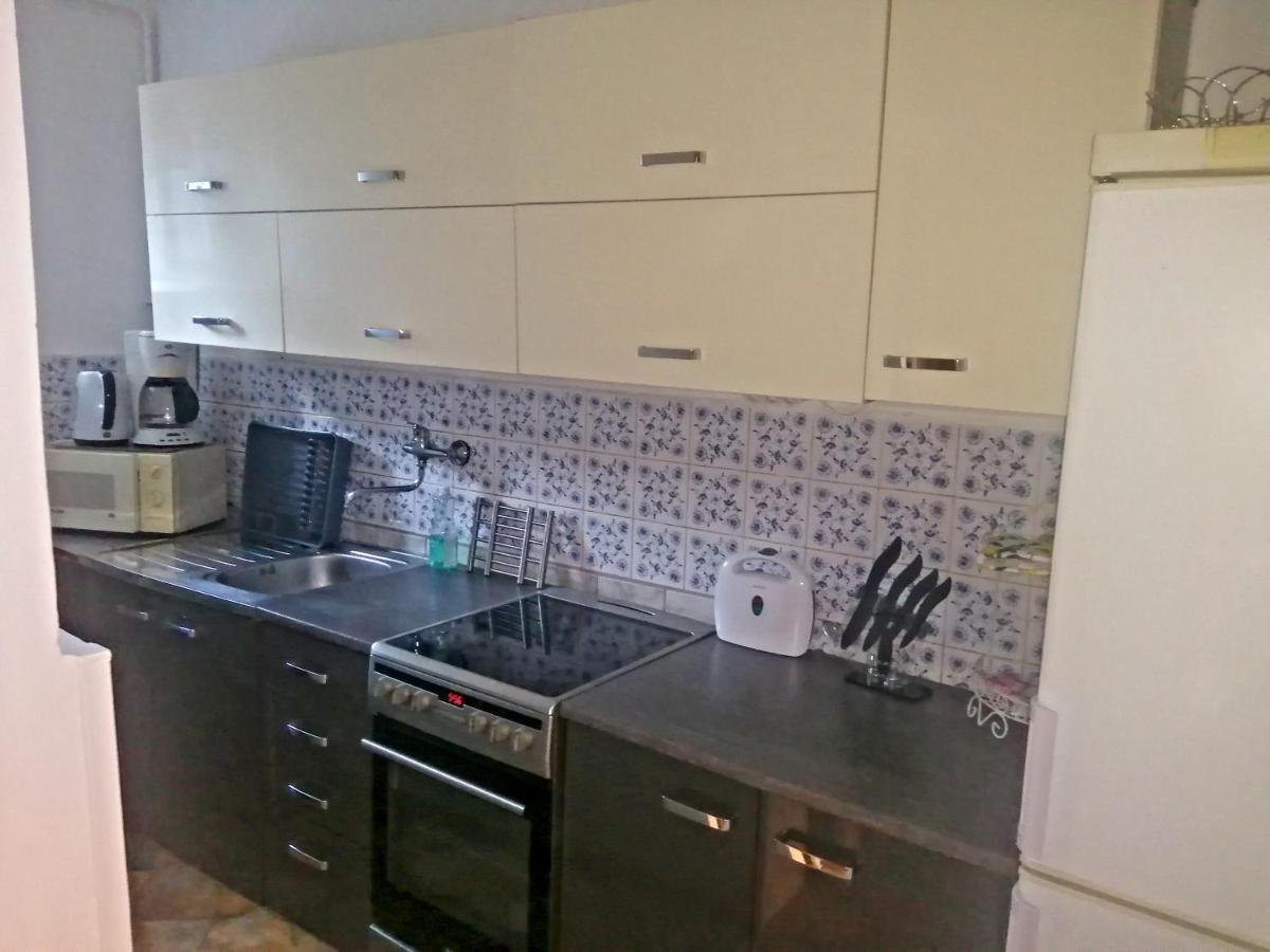 Apartman Isabel 德辛 外观 照片